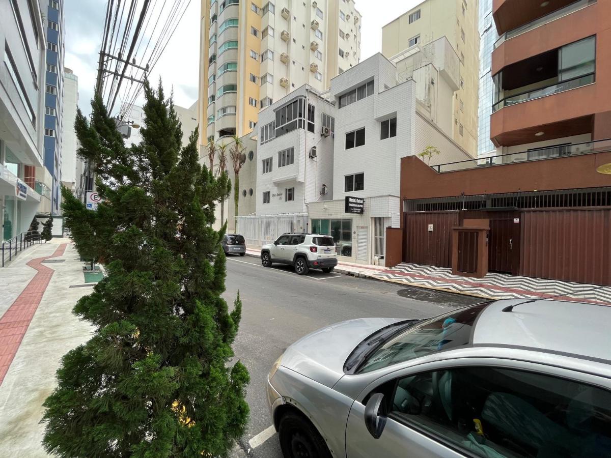 Апартаменты Residencial Dubai Centro Балнеариу-Камбориу Экстерьер фото